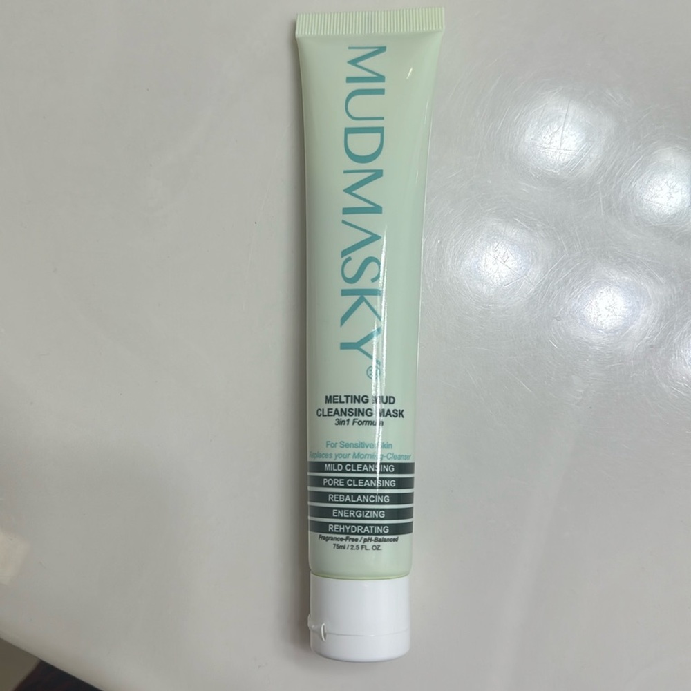 Mudmasky melting mud cleansing mask